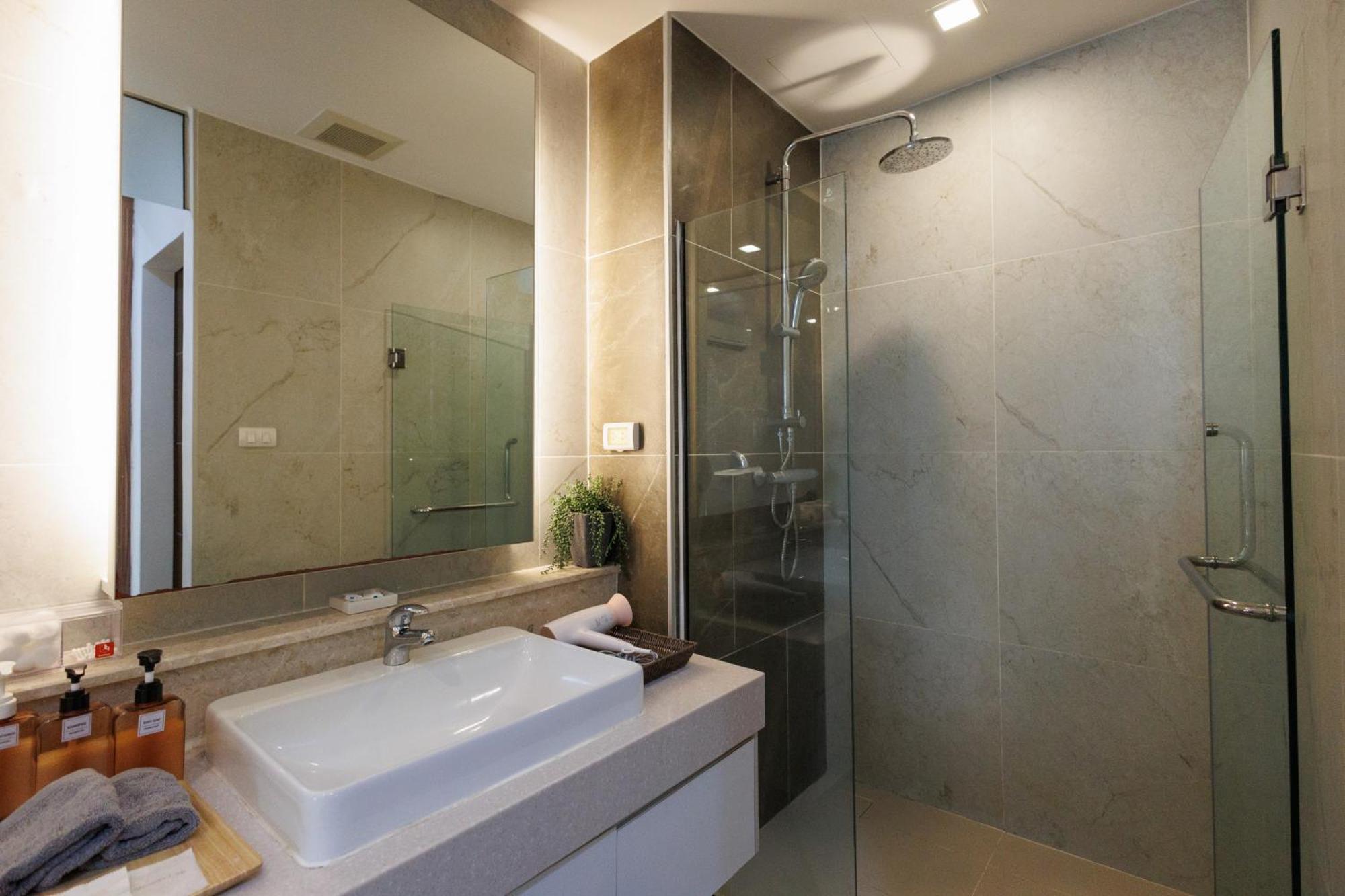 The Astra Condo City Center Chiang Mai Exterior foto